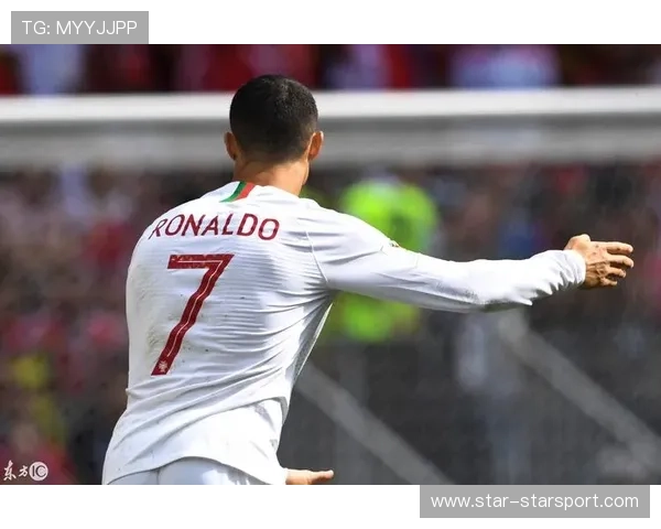 C罗关键时刻爆发成常态：领跑足球世界的永恒奇迹