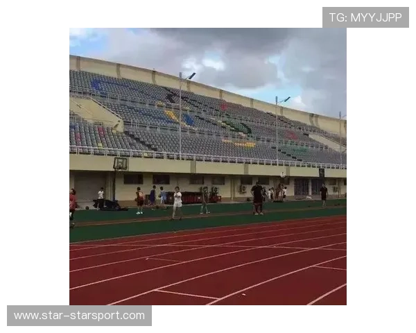 俱乐部采取“运动+教育”双向培养，打造宜青宜学的青少年成长空间